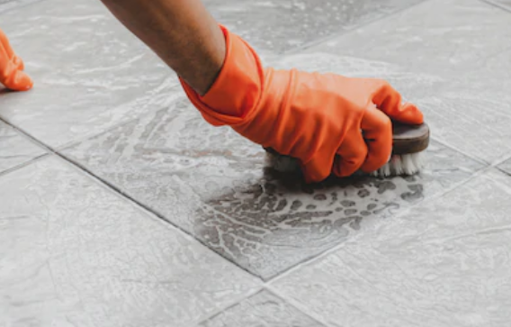 cleaning grout floor tile